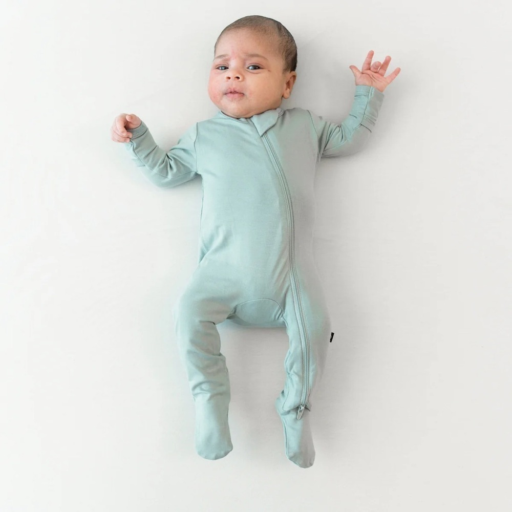 Kyte baby 3-6 Mnths  Green Kids One Piece